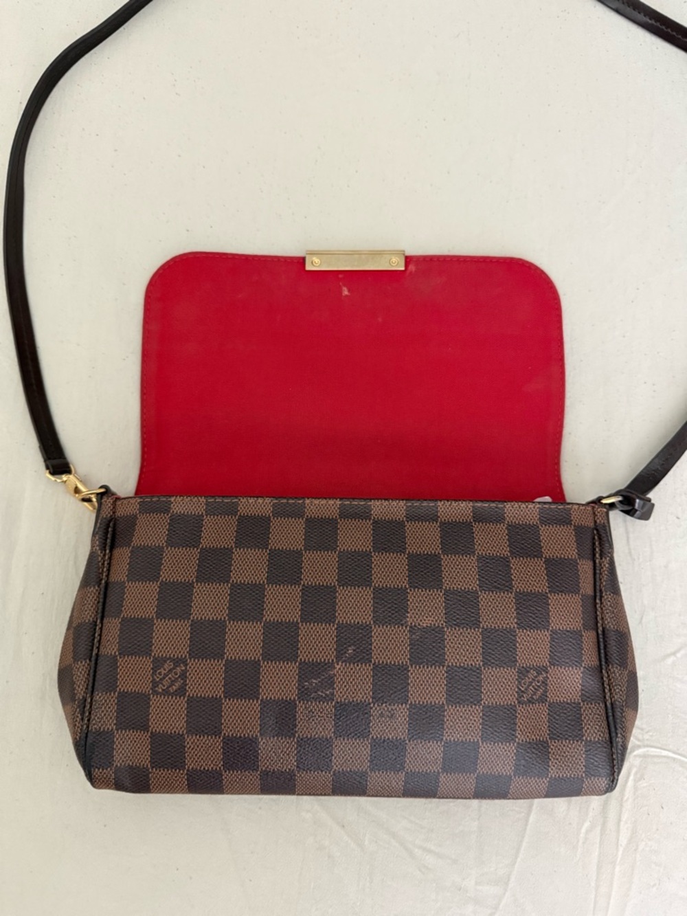 Designer-Style Brown Check Crossbody Bag - Picture 5 of 11